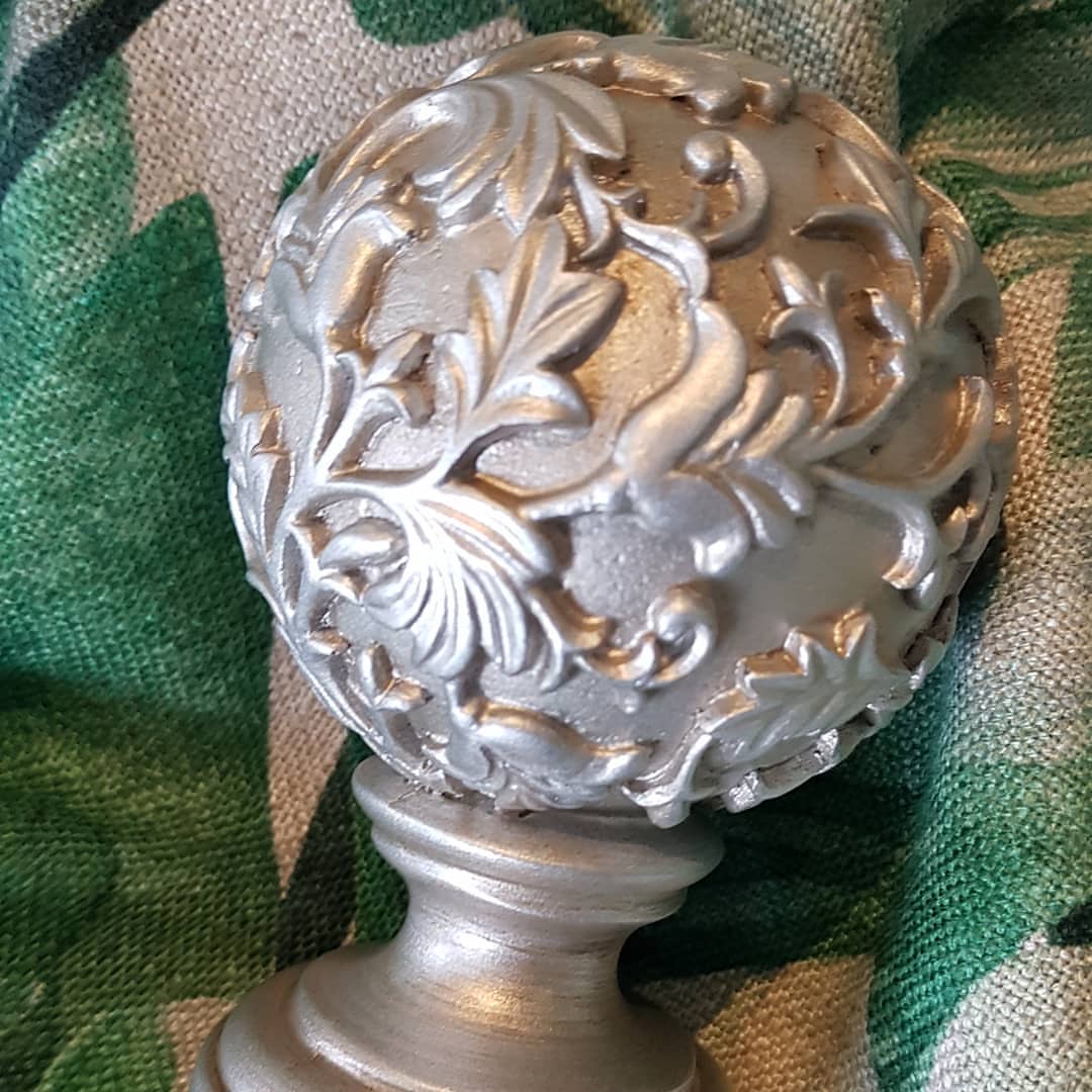 made-to-measure, bespoke, curtains &amp; blinds.